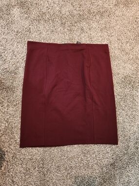 Ann Taylor Burgundy Pencil Skirt - Size 16